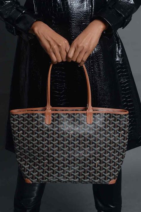 goyard artois black and tan|Goyard Artois purse review.